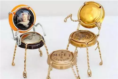 為什么香檳的瓶塞是蘑菇型？